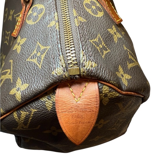 AUTHENTIC Louis Vuitton: Brown Monogram Canvas Speedy 30 - Picture 7 of 15